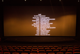 U钱包国际(中国)国际党委组织召开《长津湖》观影活动